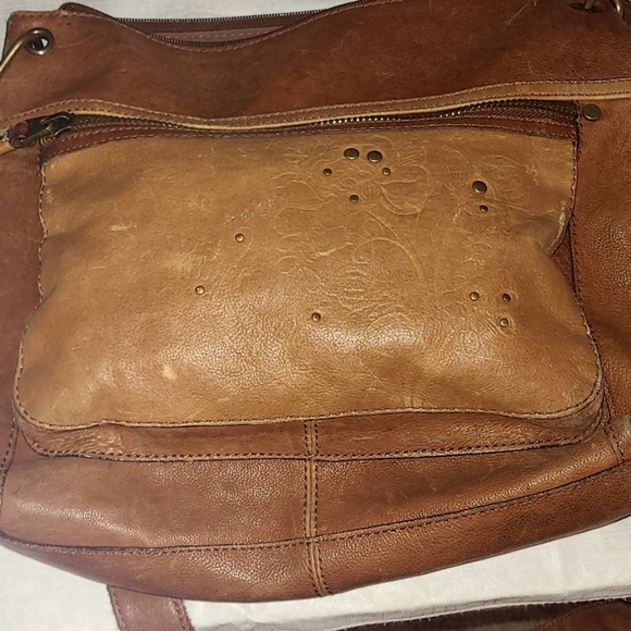 Fossil Crossbody with Studded Flowers - Picture 4 of 12